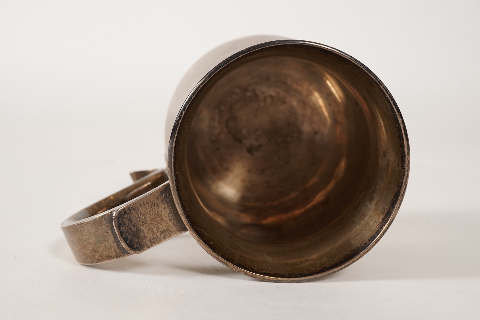 A George II silver mug, by Richard Bayley